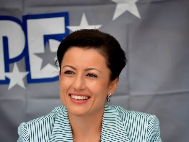 Десислава Танева: 15 проекта за над 80 млн. лв. ще се изпълняват в област Сливен през 2024 г.