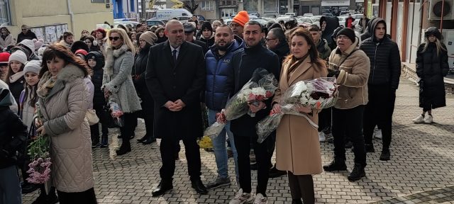 ГЕРБ-Сливен се включи в общоградската възпоменателна церемония по случай 152 години от гибелта на Апостола