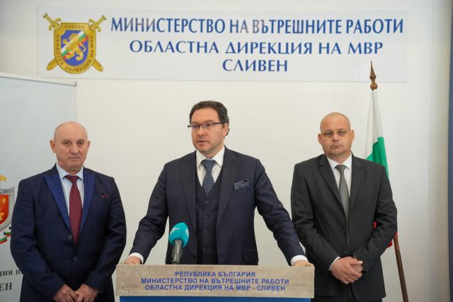 Министър Даниел Митов: Пожелавам не просто да запазите нивото, но да продължите да надграждате