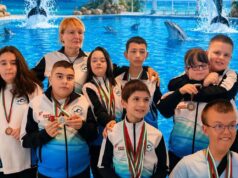 „Смелите делфини“ от Сливен спечелиха 19 медала на турнир по адаптирано плуване
