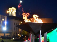 С фолклорен спектакъл и лазерно шоу откриват „Сливенски огньове“