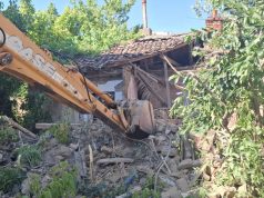 Община Сливен премахва опасни сгради в района на „Двата аслана“