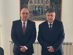 Областният управител Михаил Кашеров се срещна с министъра на образованието и науката