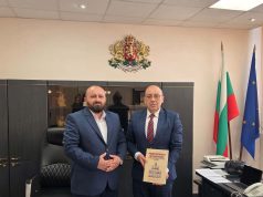 Областният управител Михаил Кашеров проведе работна среща с районния мюфтия Сунай Рамадан
