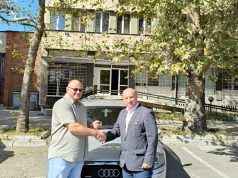 Областната администрация дари автомобил на полицията в Сливен